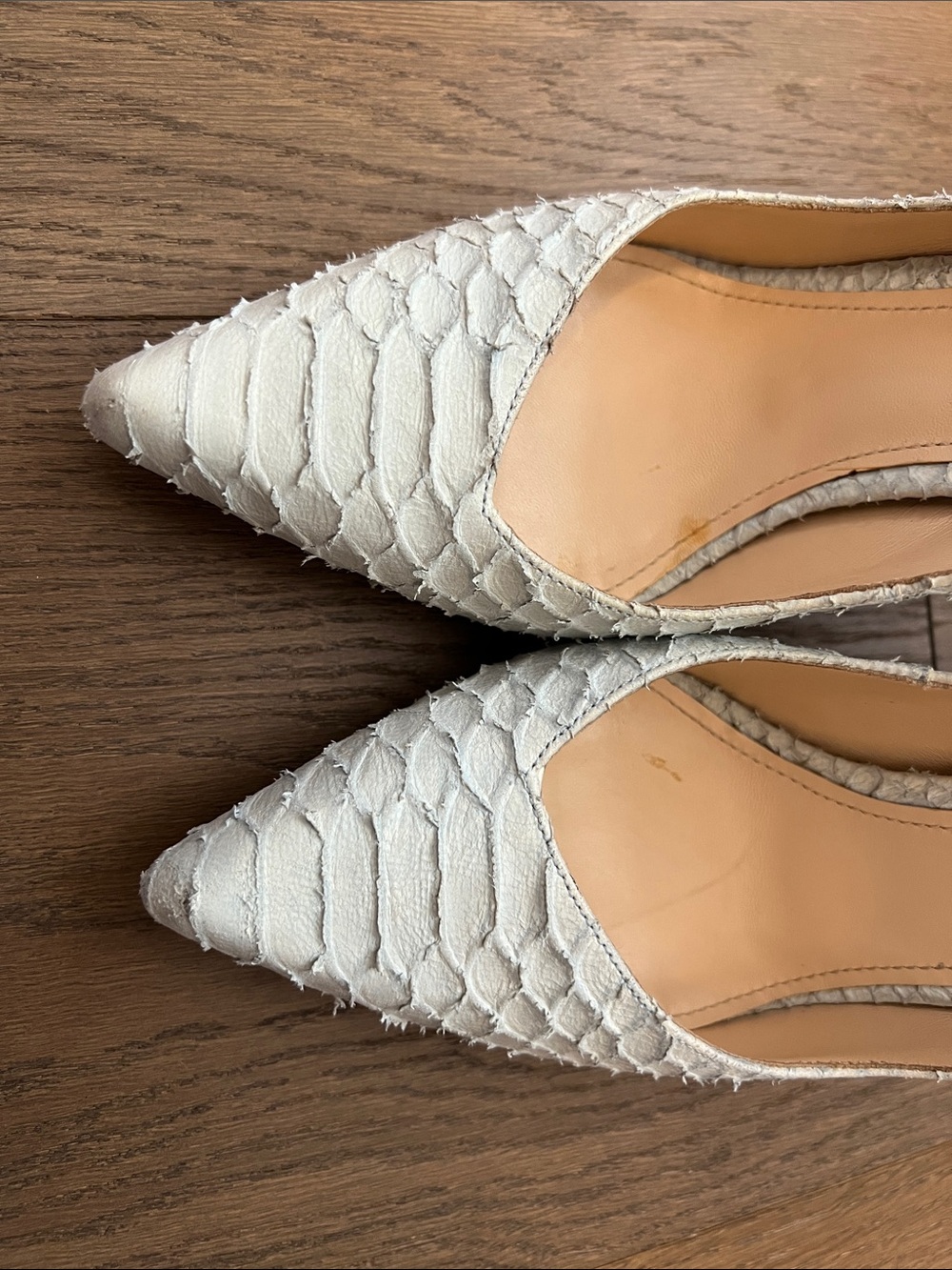 White Textured Pointed-Toe Pumps - Picture 2 of 8